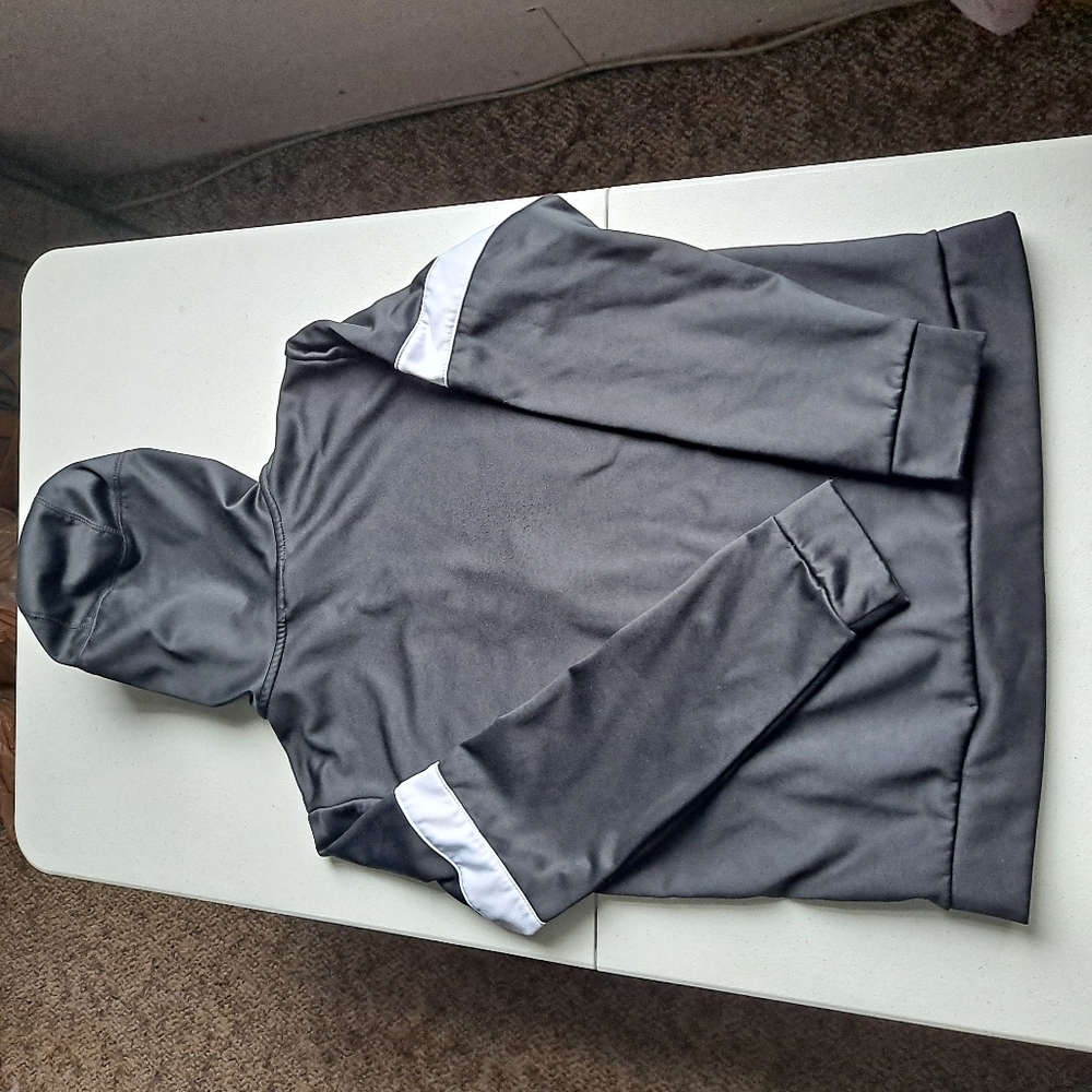Black Nike Zip-Up Sweatshirt - Picture 6 of 6